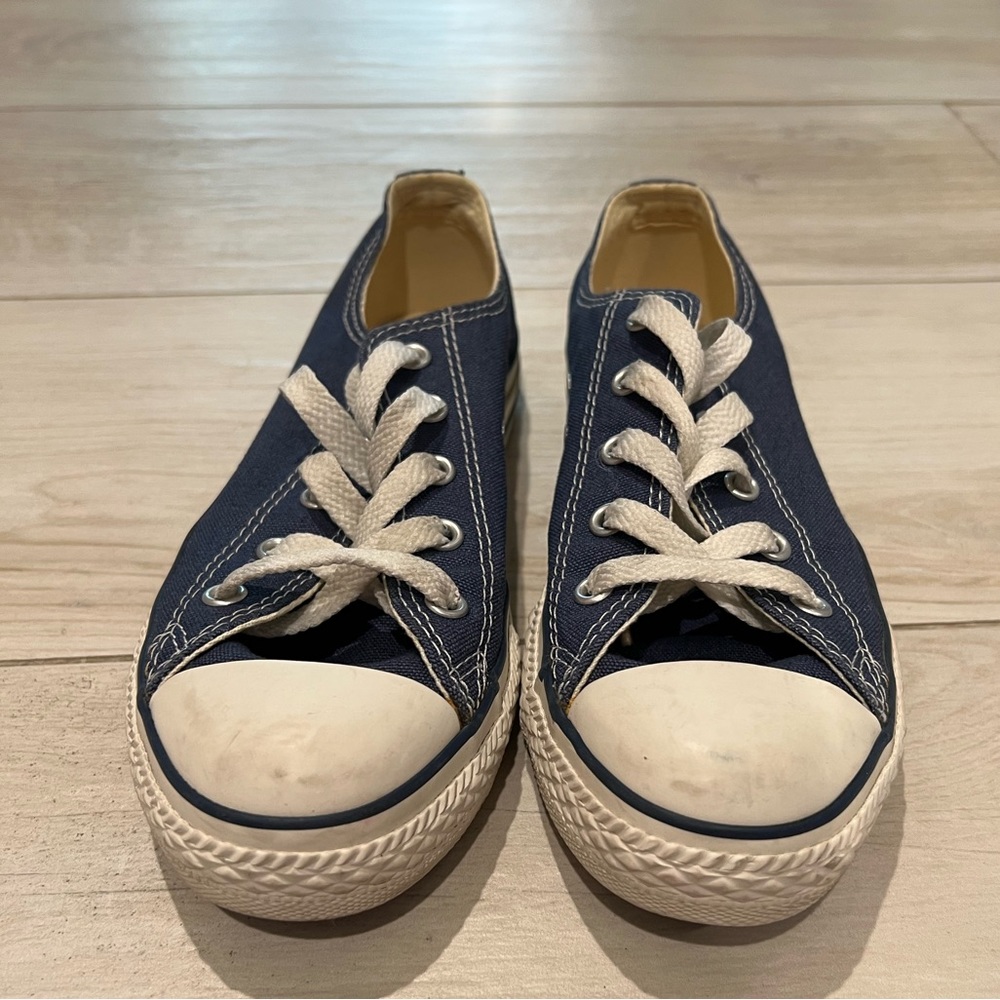 Converse Low Top Sneakers Navy